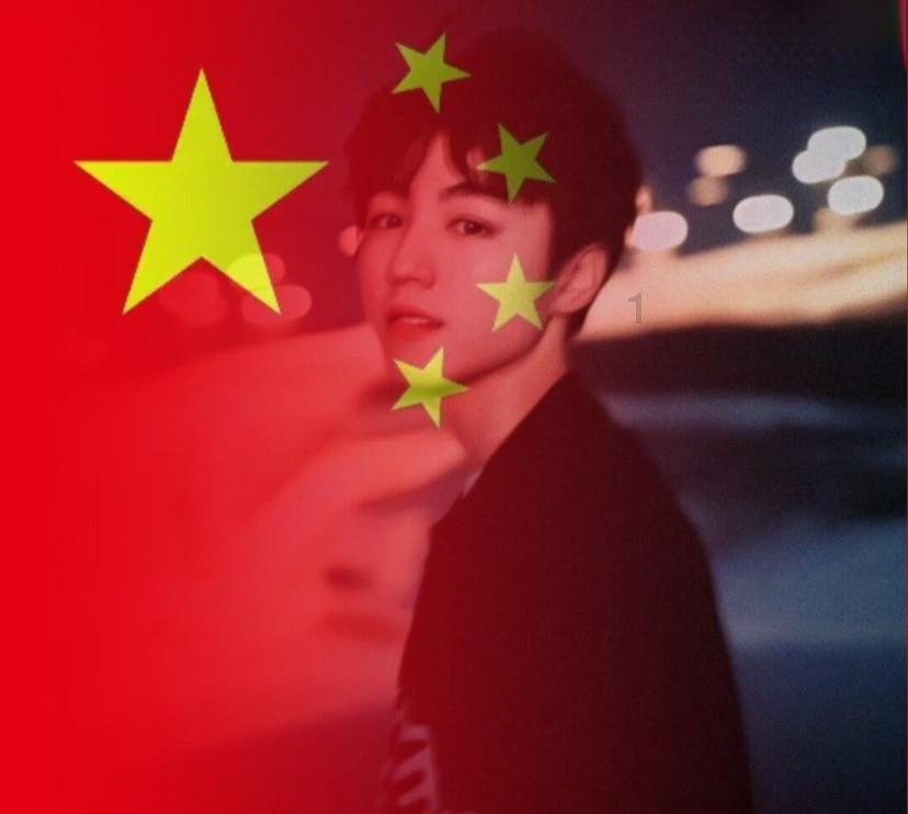 95后女生兼职遛狗，月赚1千多元，兼职遛狗会成为新行业吗？游戏画面